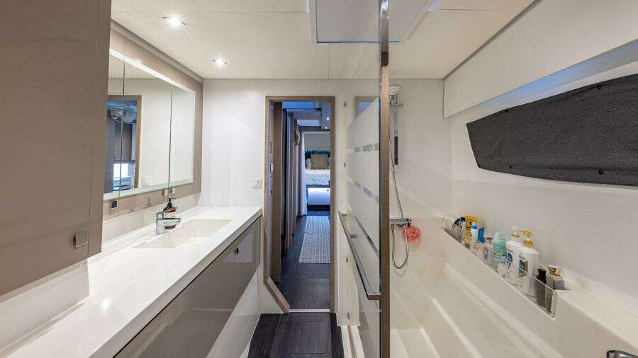 Happy Here   Int Cabin Maestro Head 2