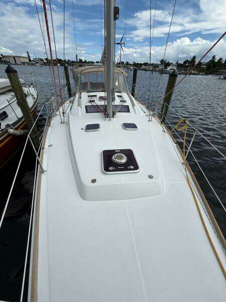 2012 Beneteau 43