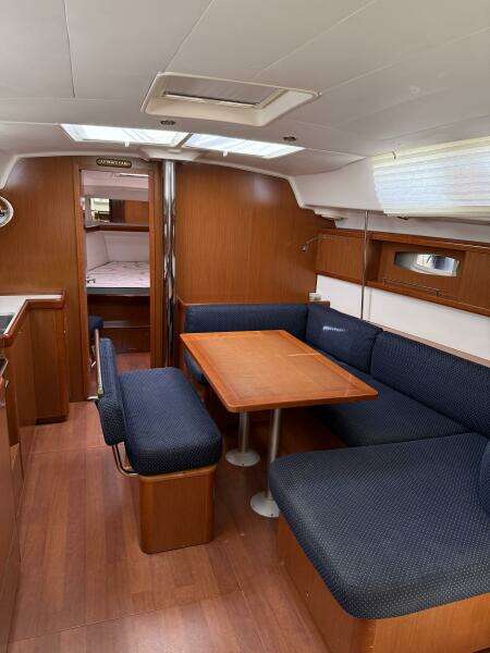2012 Beneteau 43