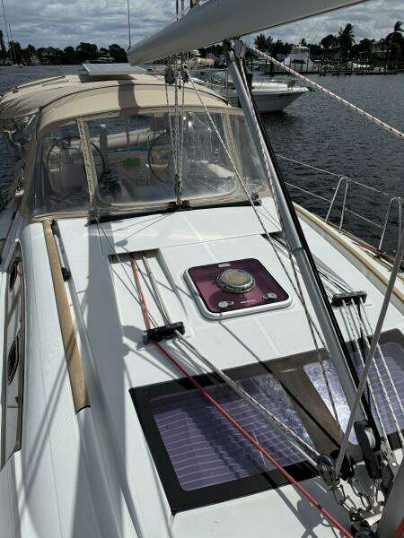 2012 Beneteau 43