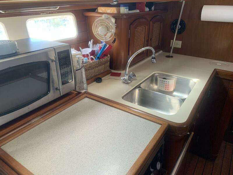 1998 Beneteau 463