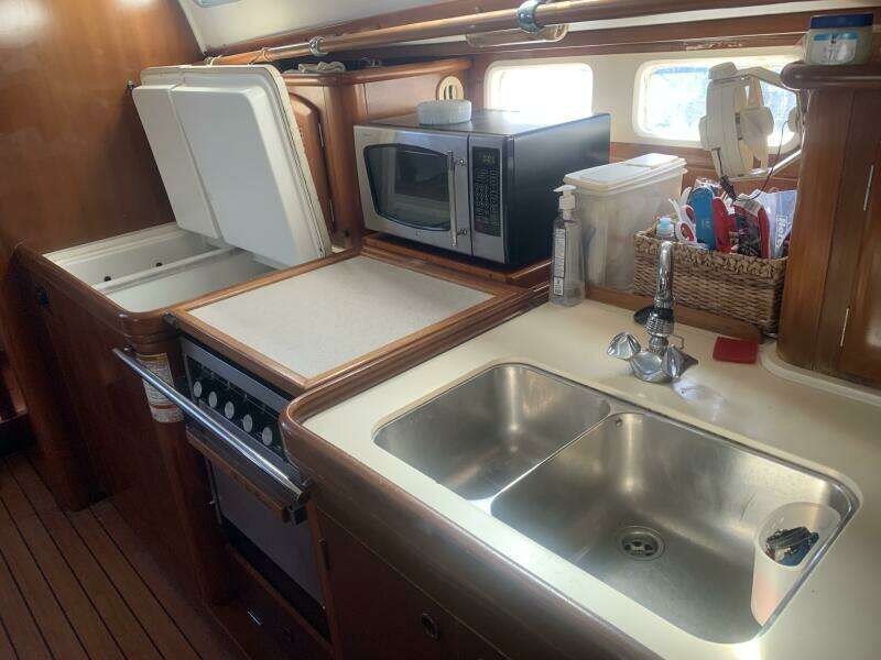 1998 Beneteau 463