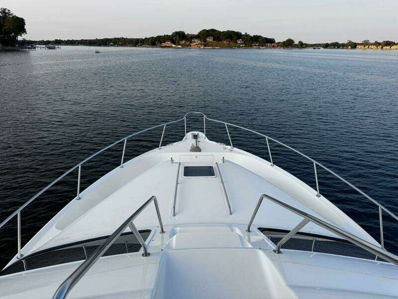 2000 Sea Ray 450 Express Bridge