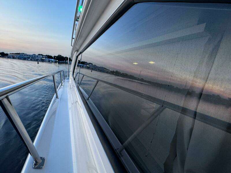 2000 Sea Ray 450 Express Bridge