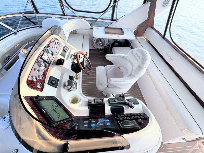 2000 Sea Ray 450 Express Bridge