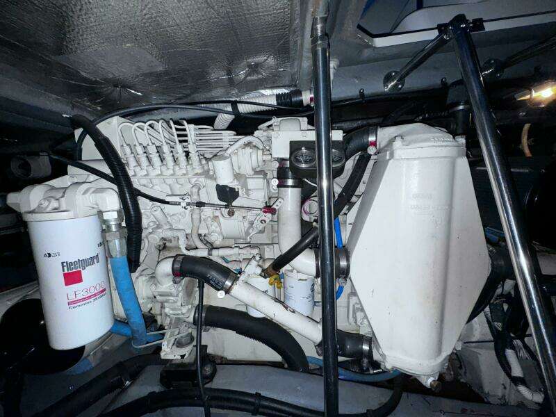 2000 Sea Ray 450 Express Bridge