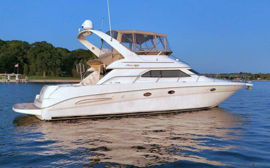 2000 Sea Ray 450 Express Bridge