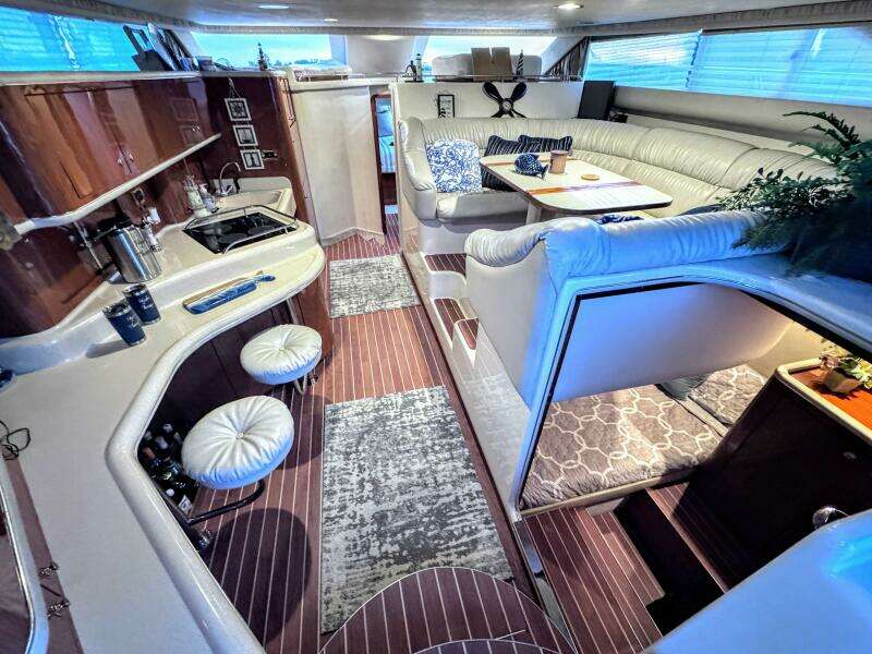 2000 Sea Ray 450 Express Bridge