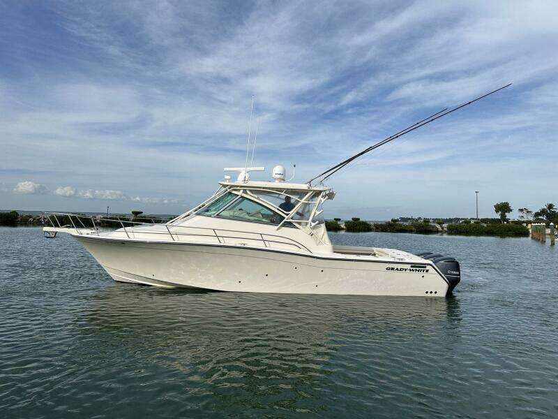 2015 Grady-White Express 370
