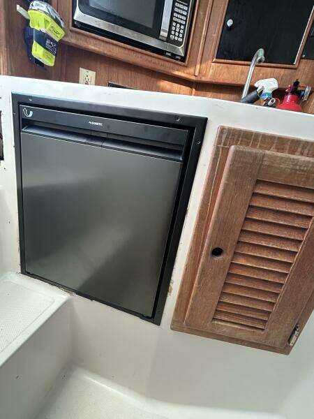 1995 Carolina Classic 28 Express