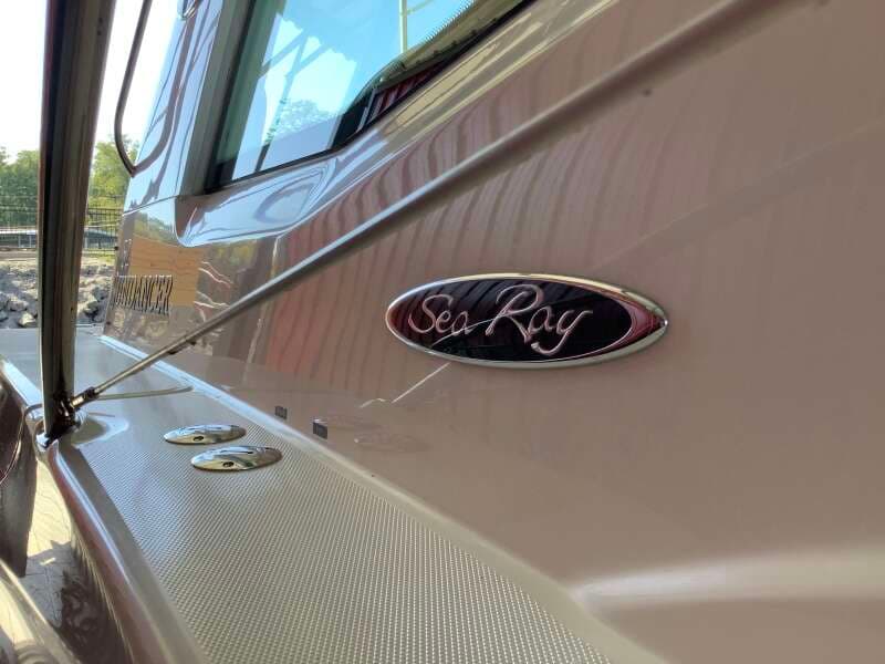 2007 Sea Ray 52 SUNDANCER