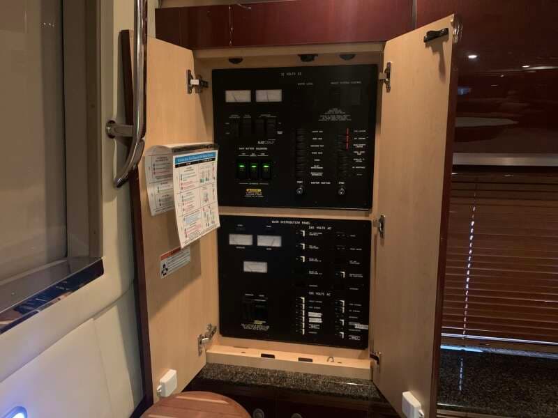 2007 Sea Ray 52 SUNDANCER