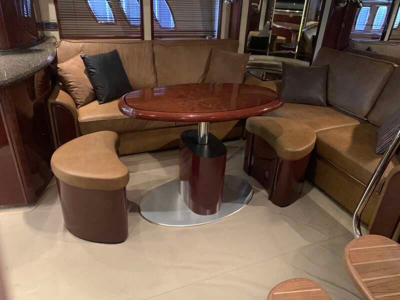 2007 Sea Ray 52 SUNDANCER