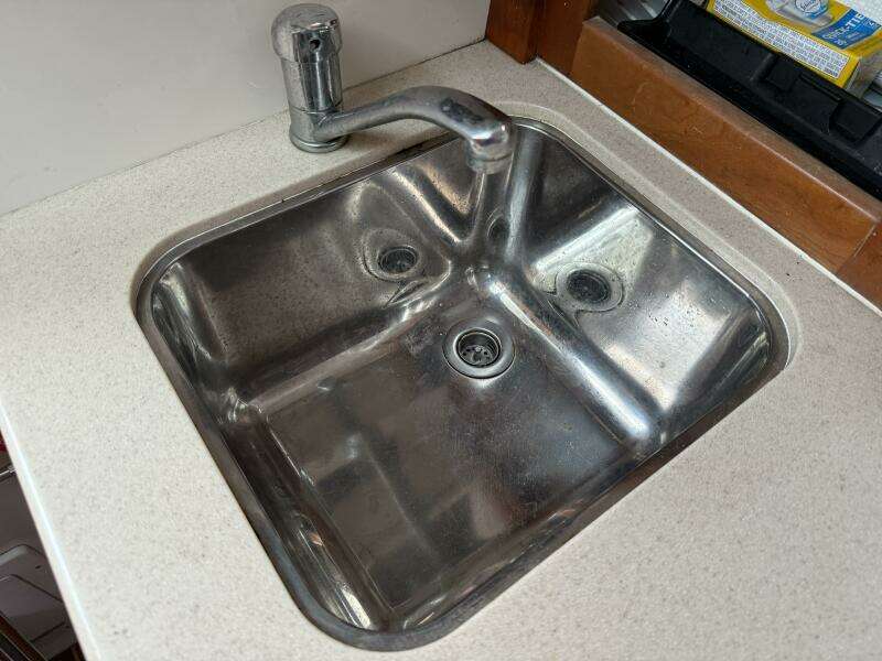 2005 Back Cove 26 Hardtop Express