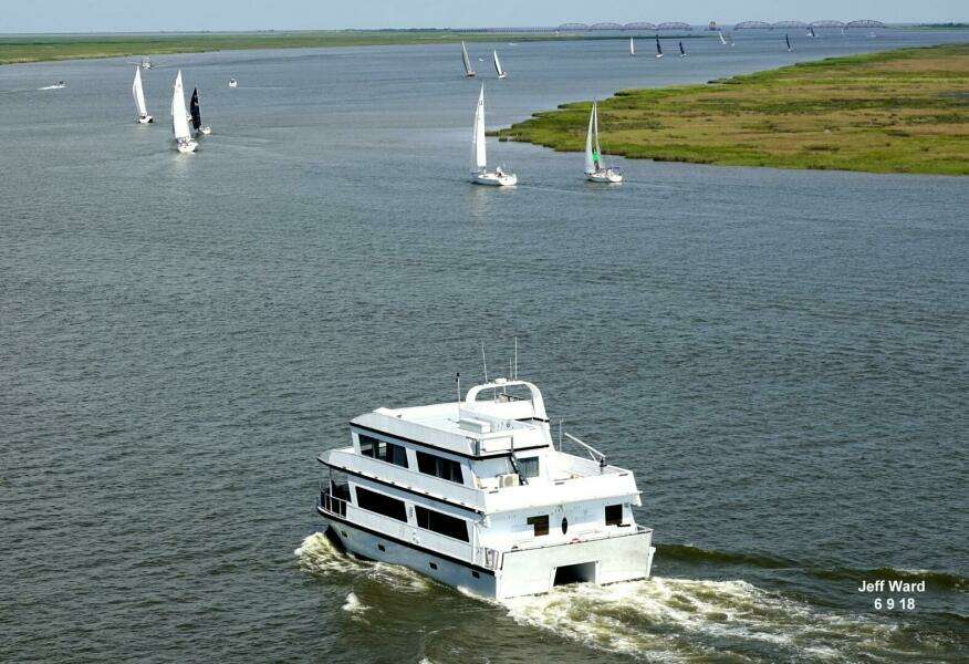 2018 Avenger Luxury Catamaran Coastal Cruiser