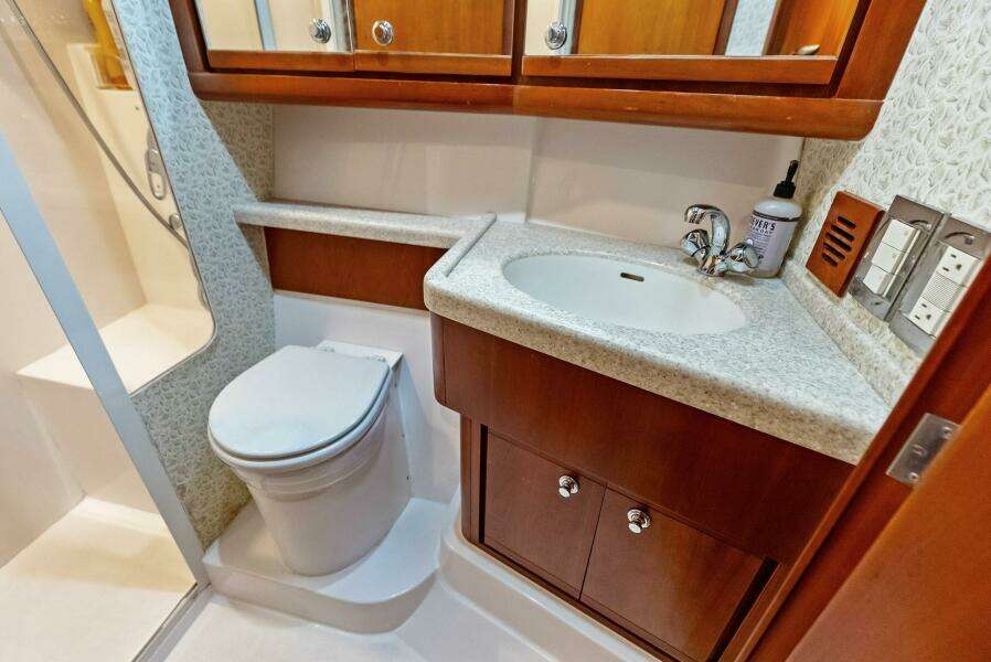 2006 Bertram Convertible