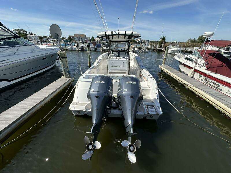 2021 Sea Fox 288 Commander