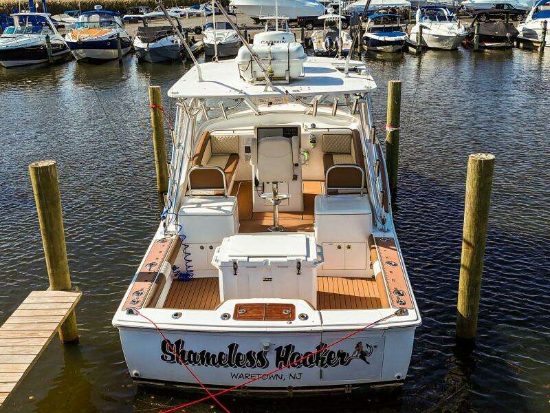 2005 Egg Harbor 35' Predator Express