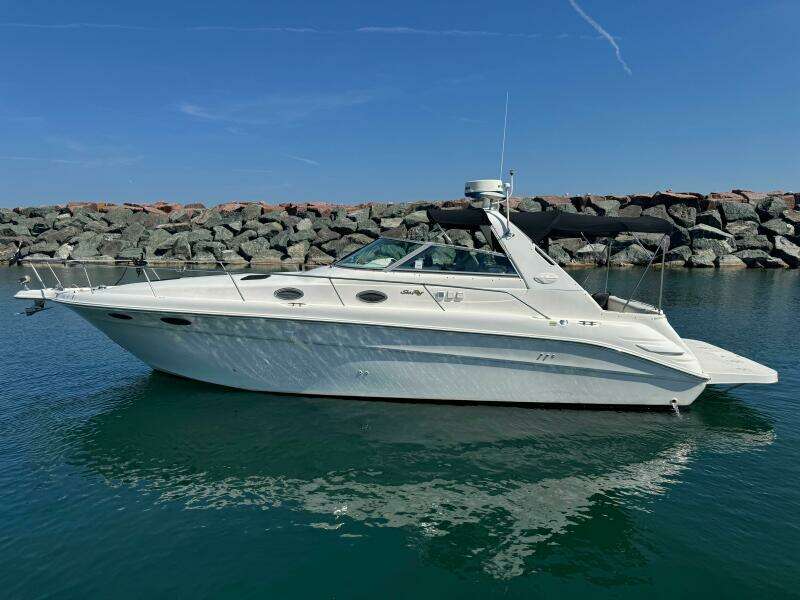 1997 Sea Ray 330 Sundancer