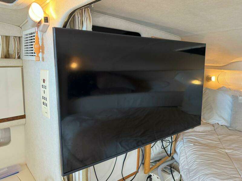 1997 Sea Ray 330 Sundancer