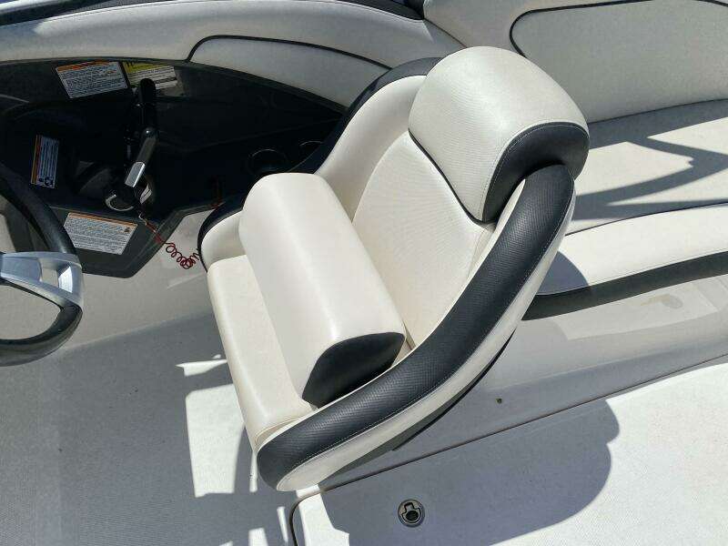 2013 Yamaha Boats AR240 HO