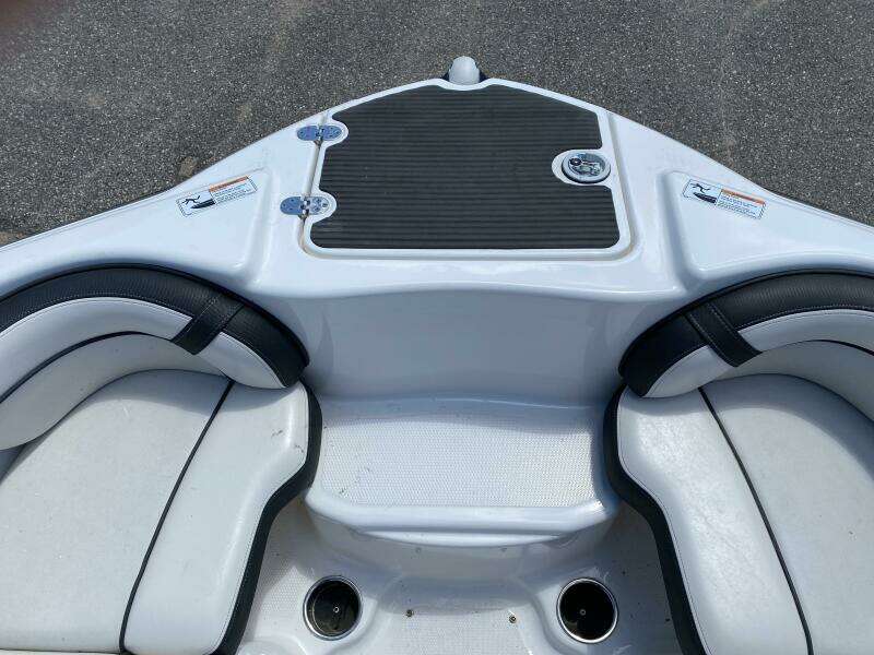 2013 Yamaha Boats AR240 HO