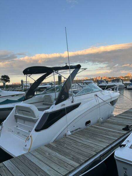 2021 Regal 26 Express