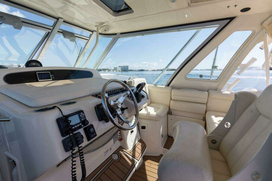 2016 37 Grady White 370 Express Papa_s Dream Helm