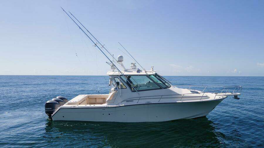 2016 37 Grady White 370 Express Papa_s Dream Starboard (4)