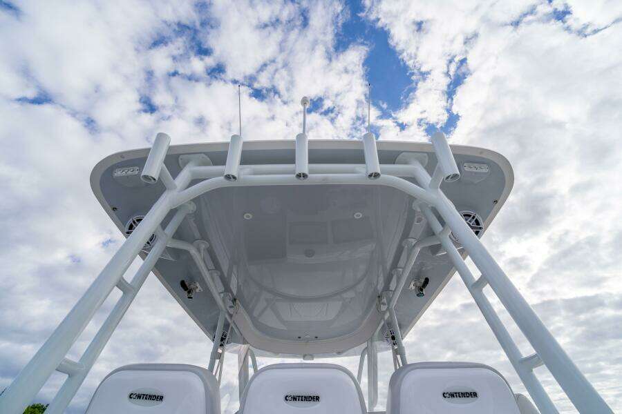 2023 Contender 39 Fisharound