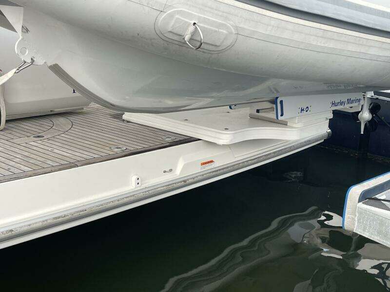 2018 Beneteau Swift Trawler 35- Flybridge