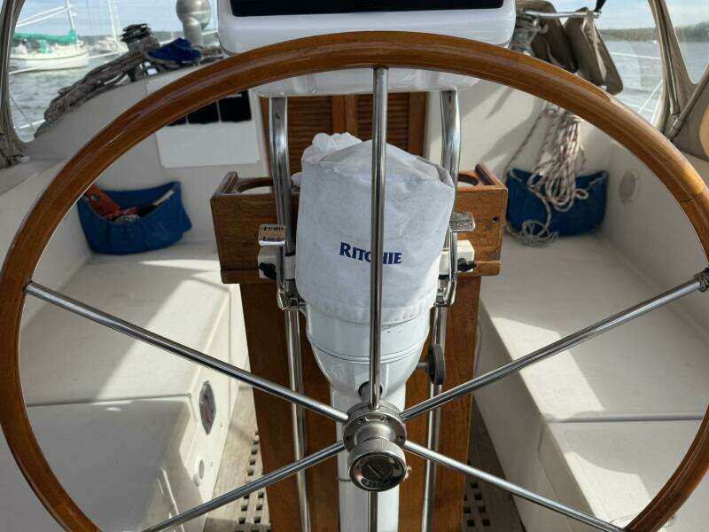 1988 Hinterhoeller 36