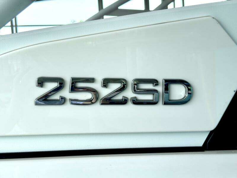 2024 Yamaha Boats 252 SD