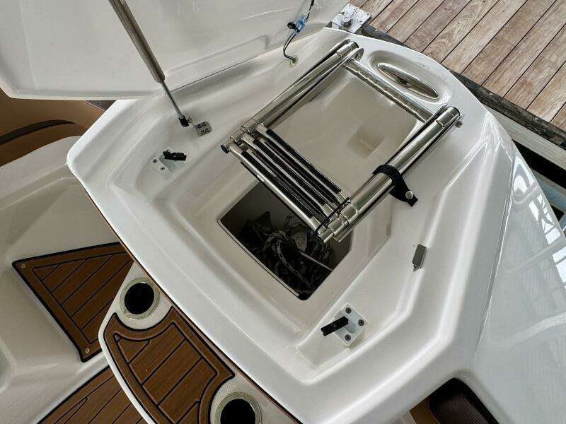 2024 Yamaha Boats 252 SD