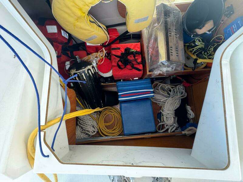 2018 Jeanneau Sun Odyssey 389