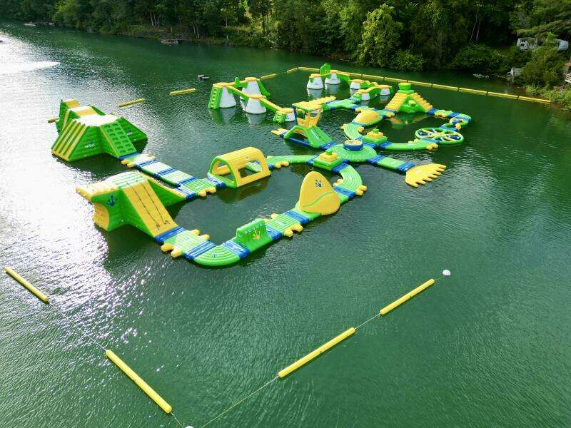 1999 Aqua Chalet 16 x 68 Widebody