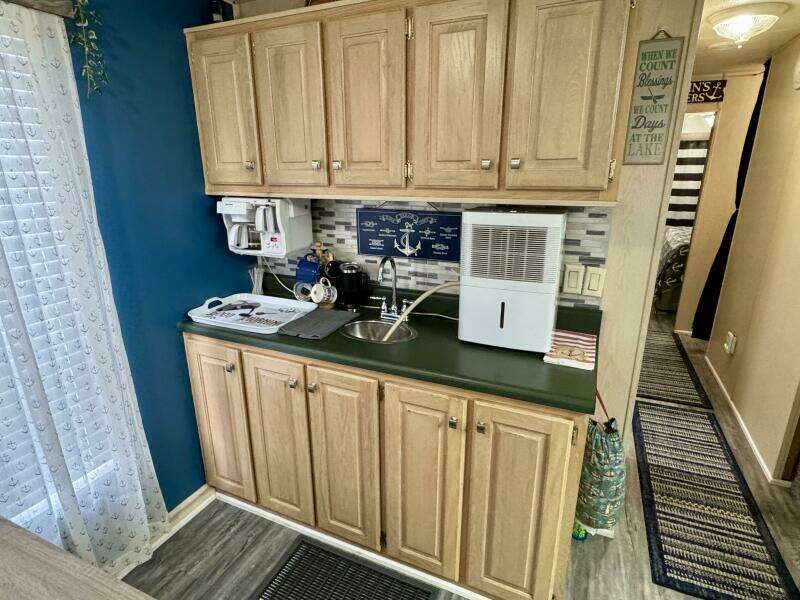 1999 Aqua Chalet 16 x 68 Widebody