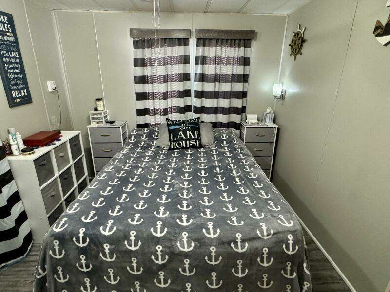 1999 Aqua Chalet 16 x 68 Widebody