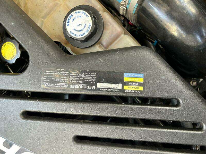 2001 Wellcraft 3700 Martinique