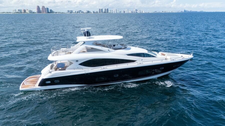 2012 Sunseeker 88 Yacht