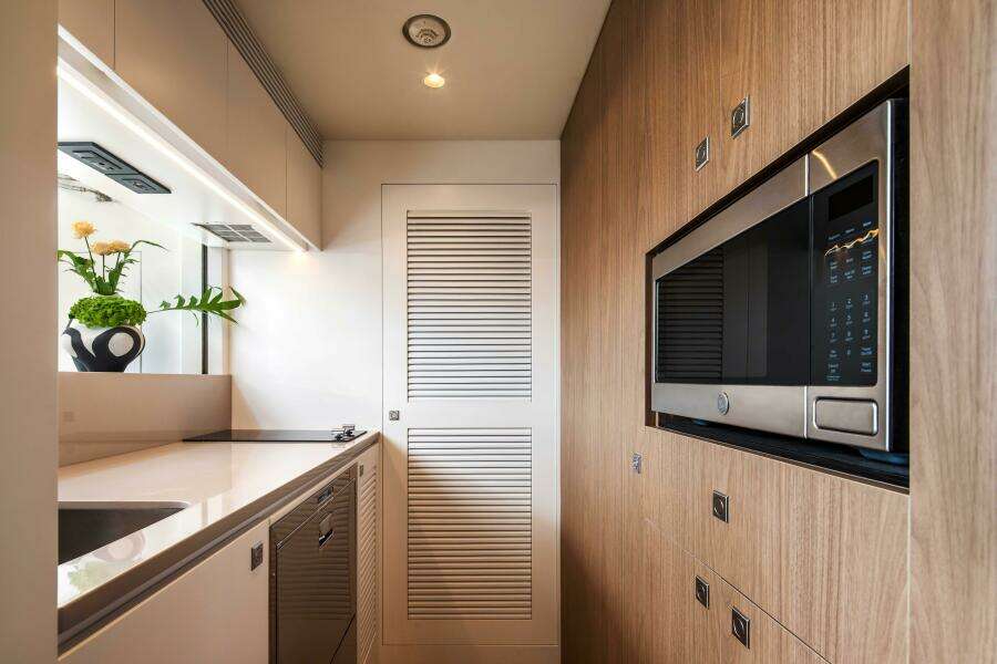 Horizon FD80 Hull 17