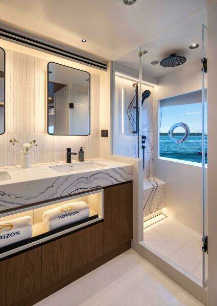 Horizon FD80 Hull 17