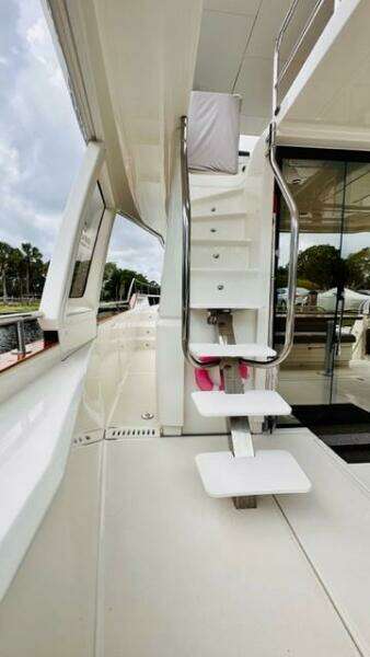 2022 Greenline 48 Diesel Flybridge with Hardtop