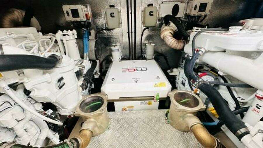 2022 Greenline 48 Diesel Flybridge with Hardtop