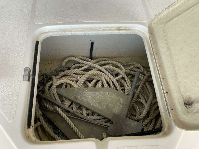 1985 Tiara Sport 2600 Continental