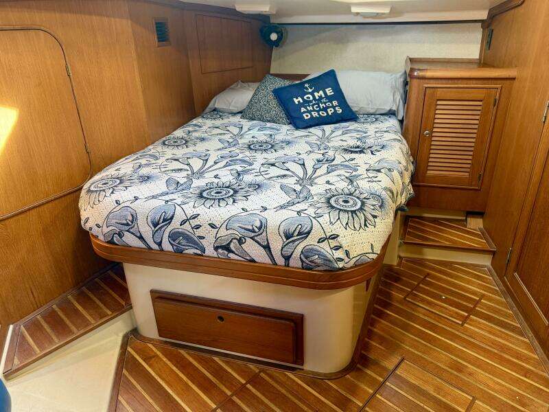 2005 Island Packet 445