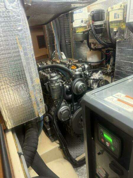 2005 Island Packet 445