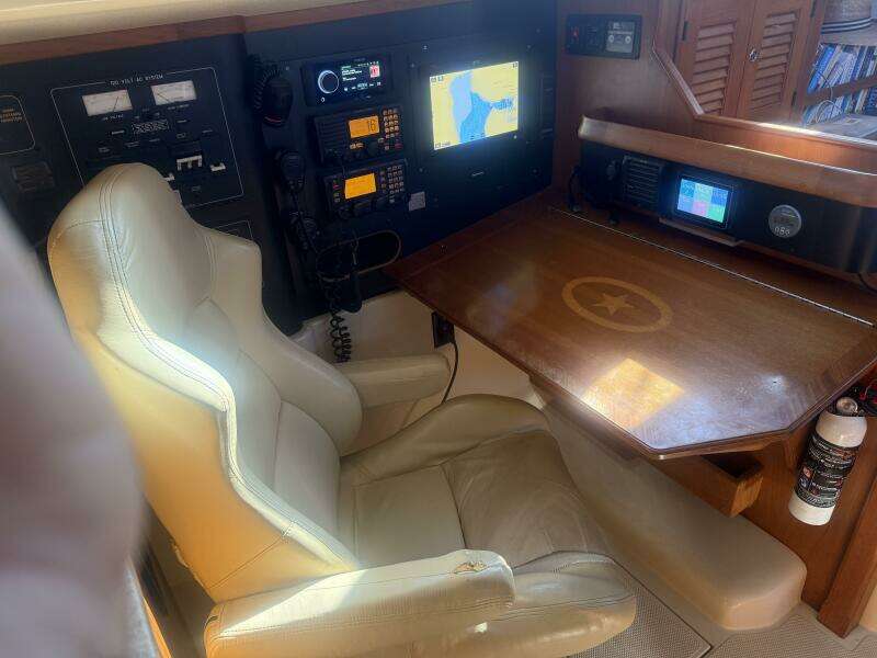 2005 Island Packet 445