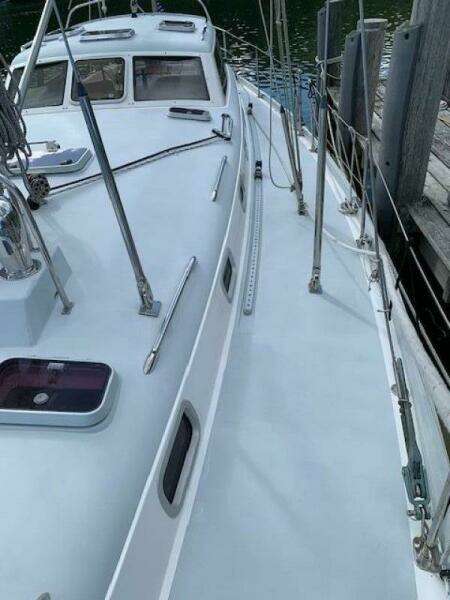 1995 Little Harbor 51