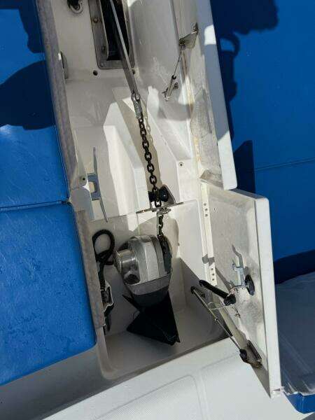 2012 Leopard 47 PC Owners' Version